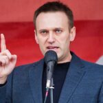 Navalny, quando l’Occidente beatifica gli ex-nazisti purché dalla parte giusta